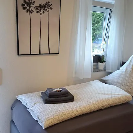 Appartment-ferienwohnung Mit Kueche, Bad, Kostenlos Wlan, Modern Eingerichtet