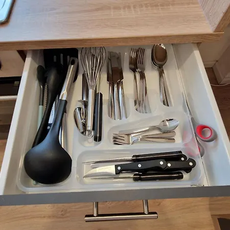 Appartment-ferienwohnung Mit Kueche, Bad, Wlan, Klimaanlage, Modern Eingerichtet Roding