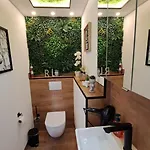 Appartment-ferienwohnung Mit Kueche, Bad, Wlan, Klimaanlage, Modern Eingerichtet רודינג