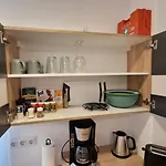 Appartment-ferienwohnung Mit Kueche, Bad, Wlan, Klimaanlage, Modern Eingerichtet בית הארחה 4*