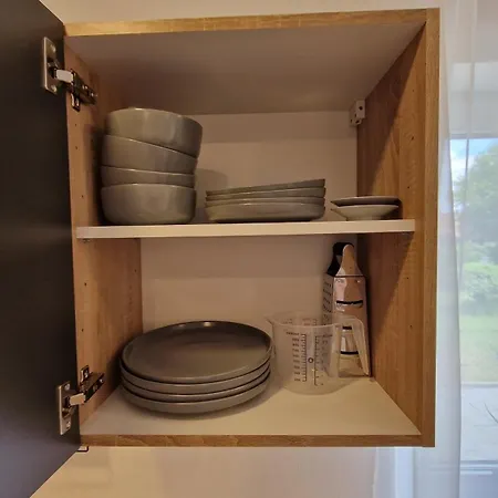 Pensionat Appartment-ferienwohnung Mit Kueche, Bad, Wlan, Klimaanlage, Modern Eingerichtet Roding
