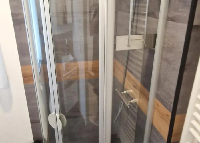 Appartment-ferienwohnung Mit Kueche, Bad, Wlan, Klimaanlage, Modern Eingerichtet 4* Roding