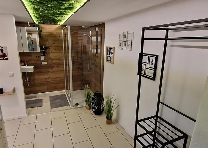 Maison d'hôtes Appartment-ferienwohnung Mit Kueche, Bad, Wlan, Klimaanlage, Modern Eingerichtet 4*
