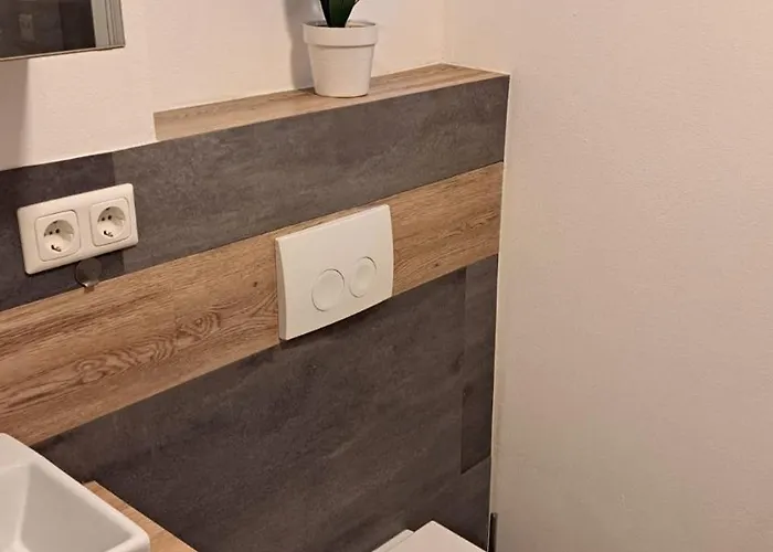 Appartment-ferienwohnung Mit Kueche, Bad, Wlan, Klimaanlage, Modern Eingerichtet 4* Roding