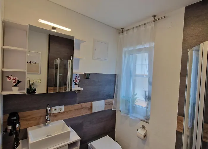 Maison d'hôtes Appartment-ferienwohnung Mit Kueche, Bad, Wlan, Klimaanlage, Modern Eingerichtet 4*